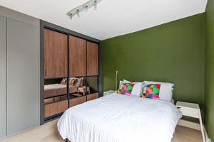 Photo 7- click for photo gallery